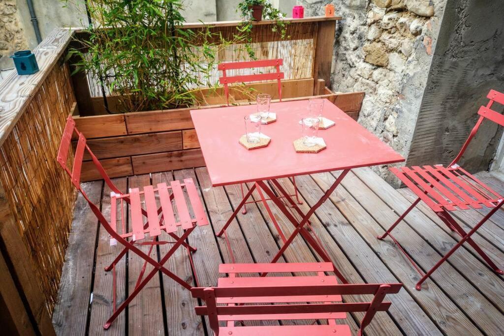 maison de village meublée avec terrasse Donzère Extérieur photo
